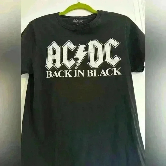 AC/DC Women’s small black graphic tee. - Picture 1 of 7